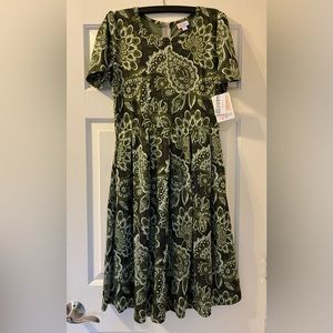 BNWT Lularoe Green Amelia dress